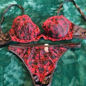Valentines red and black lace bra/pantie set.